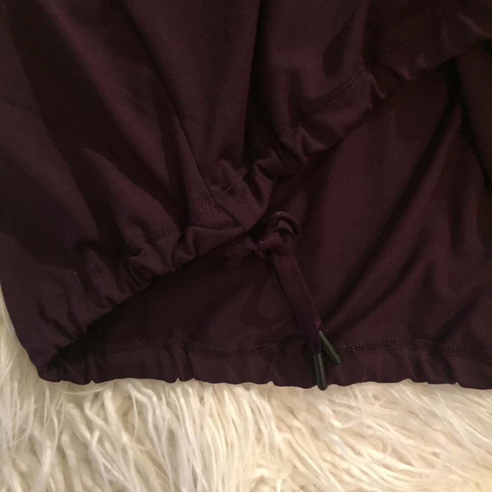Maroon/Pink Fabletics Top - Picture 3 of 4